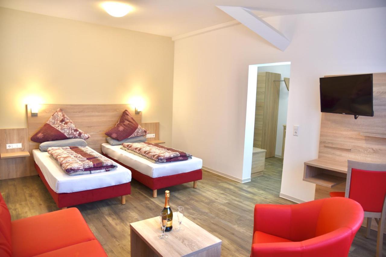 Hotel Da Sabino Зинген Экстерьер фото